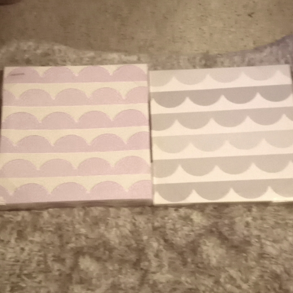4 Wall Hangings
